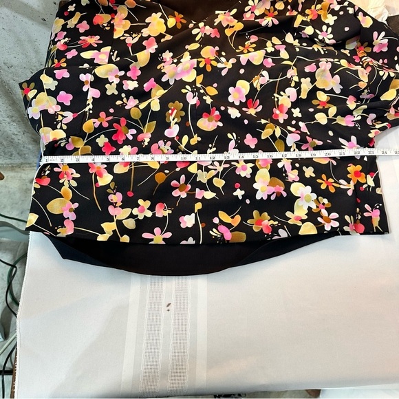 CAbi Limited Edition Charm Blouse - Floral Dolman Sleeve - EUC - Picture 5 of 11